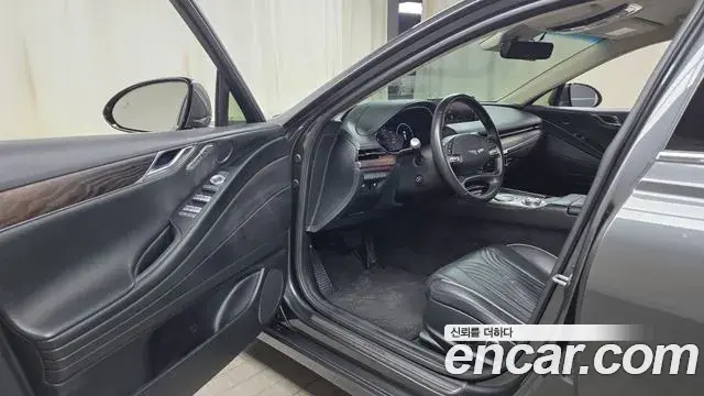 Genesis G80 2021 — ფოტო 17/20