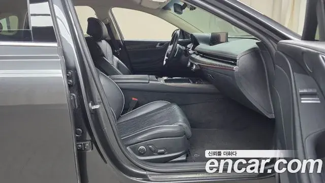 Genesis G80 2021 — ფოტო 19/20