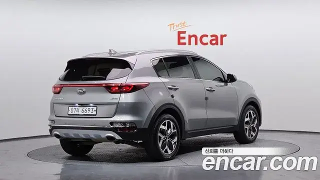 Kia Sportage The Bold 2019 — Фото 2/20