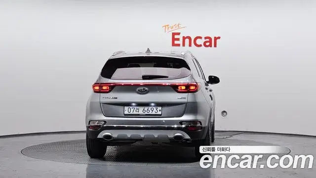 Kia Sportage The Bold 2019 — Фото 4/20