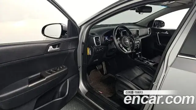 Kia Sportage The Bold 2019 — Фото 11/20