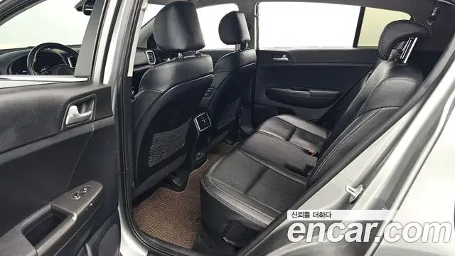 Kia Sportage The Bold 2019 — Фото 12/20