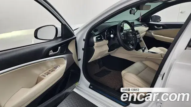 Genesis G70 2024 — Photo 17/20