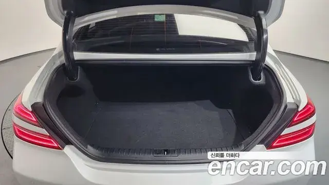 Genesis G70 2024 — Photo 4/20