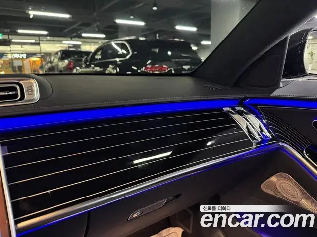 Mercedes-Benz S-Class 2022 — ფოტო 13/19