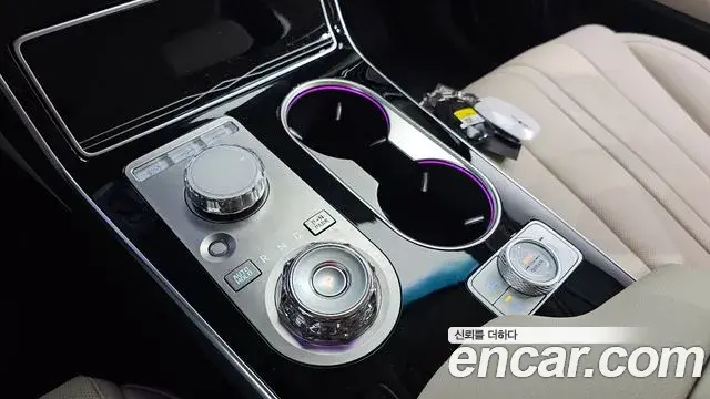 Genesis GV80 2025 — ფოტო 14/20
