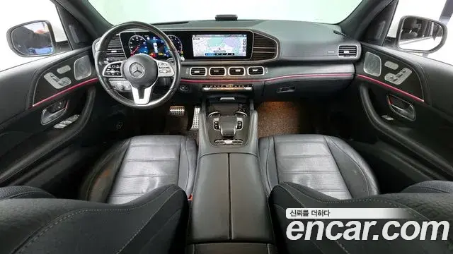 Mercedes-Benz GLS-Class 2021 — Photo 7/20