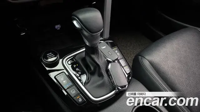 Kia Seltos 2020 — Şəkil 8/20