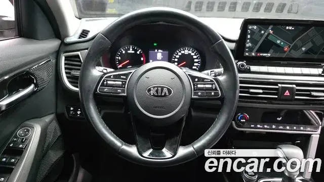 Kia Seltos 2020 — Şəkil 18/20