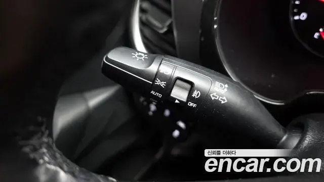 Kia Seltos 2020 — Şəkil 6/20