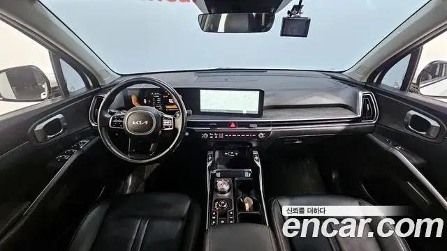 Kia Sorento 2023 — Фото 7/20