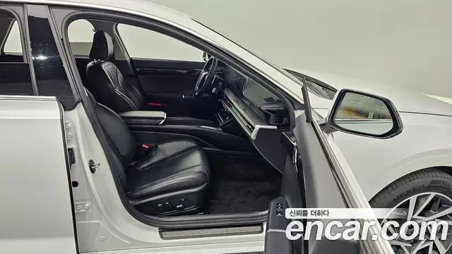 Hyundai Grandeur Hybrid 2023 — Şəkil 11/20