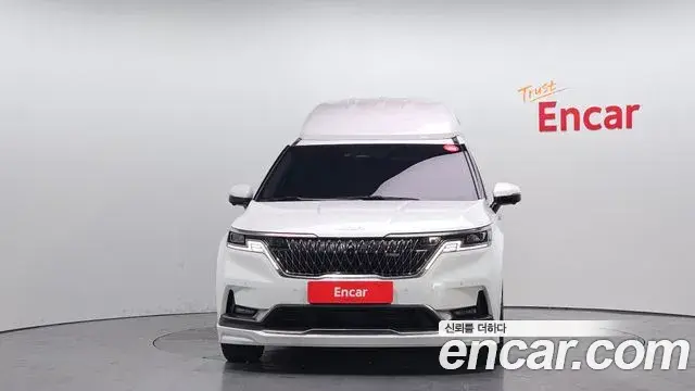 Kia Carnival 2023 — Фото 3/20