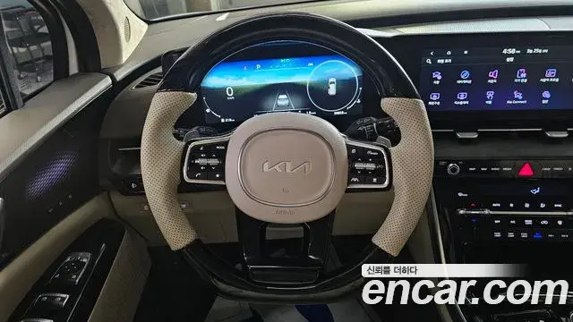 Kia Carnival 2023 — Фото 14/20