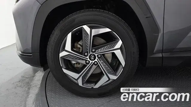 Hyundai Tucson Hybrid 2021 — Photo 1/20