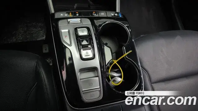 Hyundai Tucson Hybrid 2021 — Photo 12/20