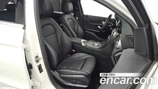 Mercedes-Benz GLC-Class 2021 — Фото 8/20