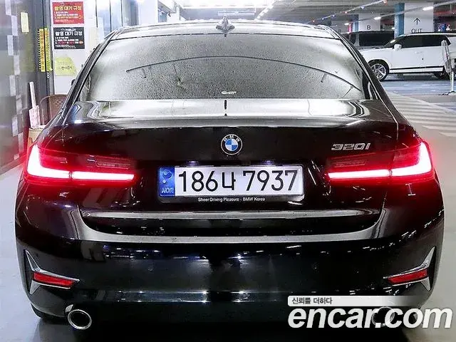 BMW 3 Series 2022 — Şəkil 14/20