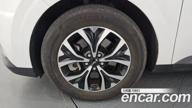 Kia Carnival 2023 — Şəkil 3/20