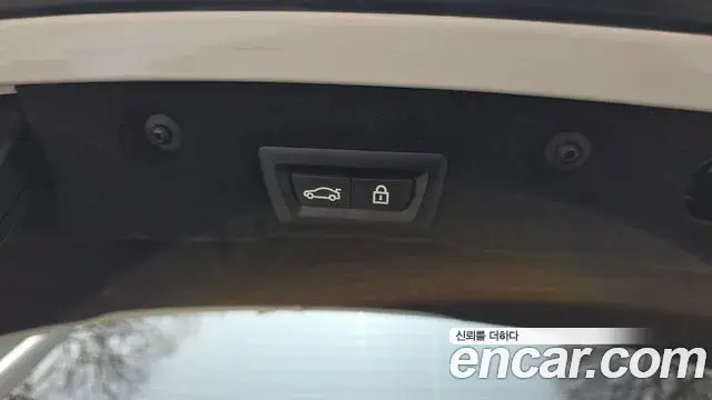 BMW 6 Series 2018 — Şəkil 13/20