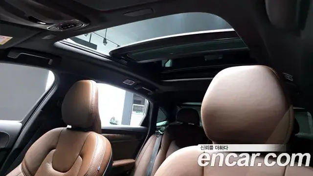 Volvo S90 2021 — Photo 12/20