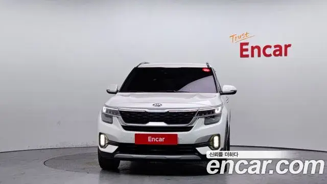 Kia Seltos 2020 — Фото 3/20