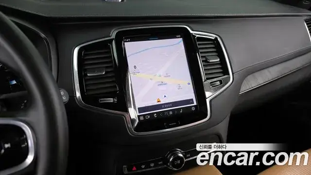 Volvo XC90 2022 — Şəkil 12/20