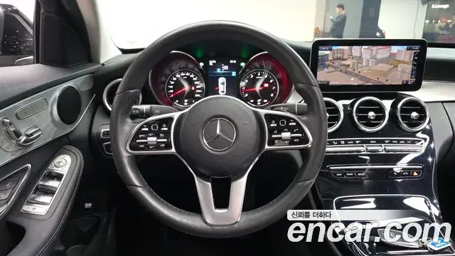 Mercedes-Benz C-Class 2020 — Фото 13/20