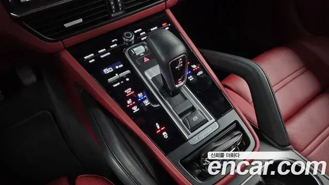 Porsche Cayenne 2021 — Фото 9/20