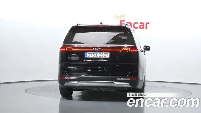 Kia Carnival 2022 — Фото 4/20