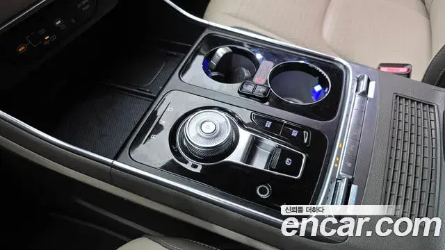 Kia Carnival 2024 — Photo 12/20
