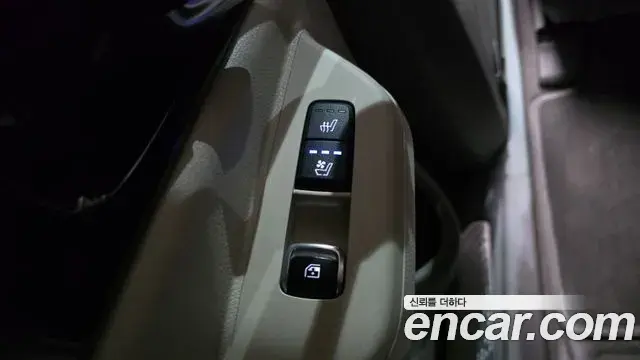 Kia Carnival 2024 — Photo 2/20