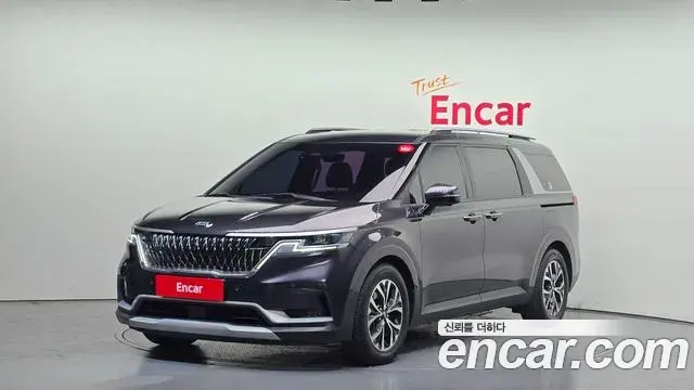 Kia Carnival 2021 — Фото 1/20