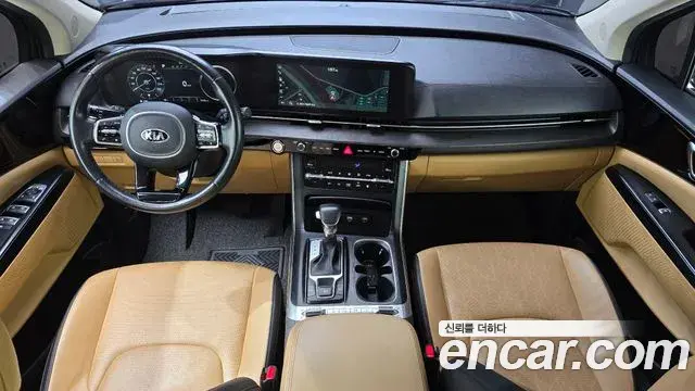 Kia Carnival 2021 — Фото 7/20