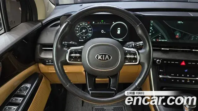 Kia Carnival 2021 — Фото 13/20