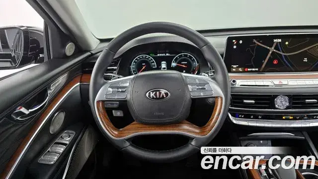 Kia The K9 2018 — Фото 13/20