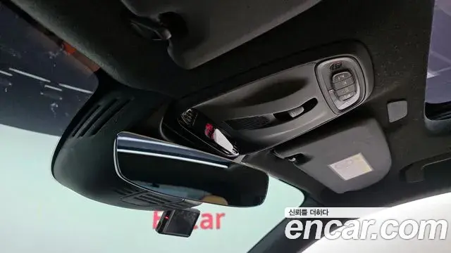 Volvo XC40 2022 — Photo 15/20