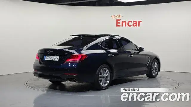 Genesis G70 2018 — ფოტო 9/20