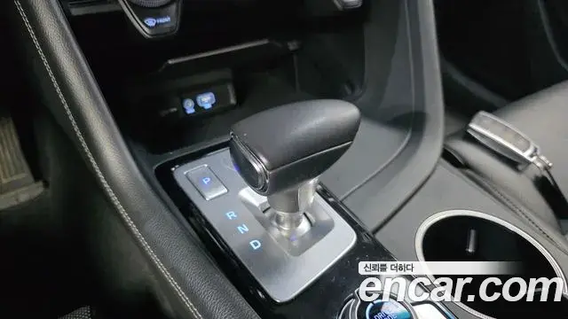 Genesis G70 2018 — ფოტო 20/20