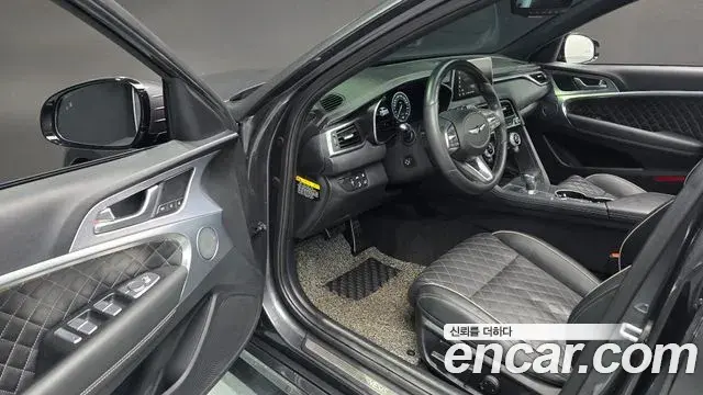Genesis G70 2019 — Şəkil 13/20