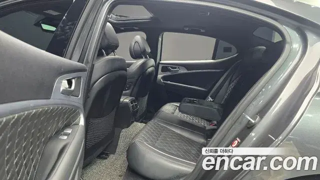 Genesis G70 2019 — Şəkil 8/20
