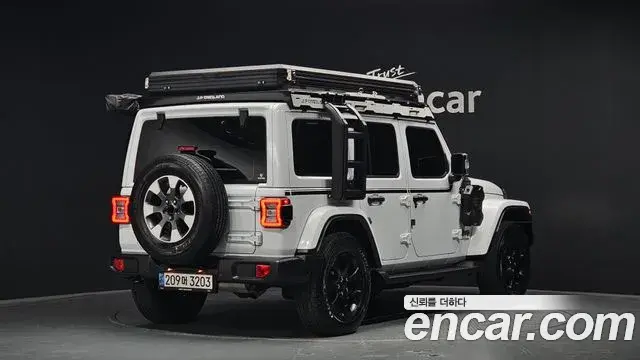 Jeep Wrangler 2021 — Фото 1/20