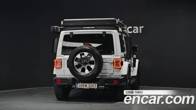 Jeep Wrangler 2021 — Фото 3/20
