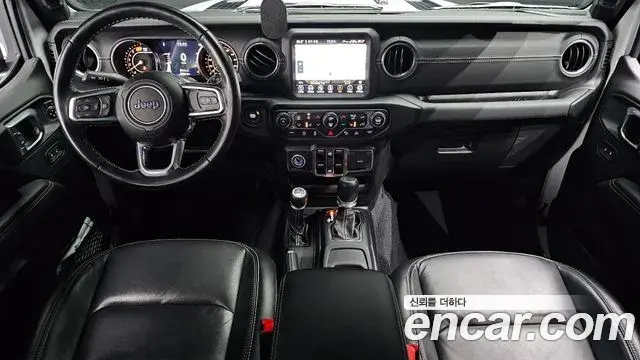Jeep Wrangler 2021 — Фото 10/20