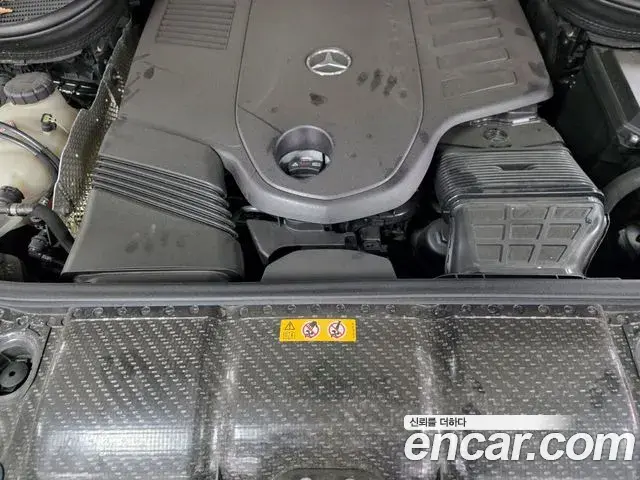 Mercedes-Benz GLE-Class 2025 — ფოტო 7/17
