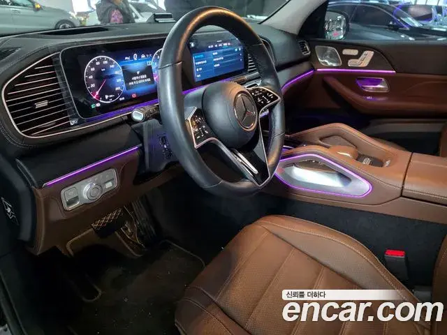 Mercedes-Benz GLE-Class 2025 — ფოტო 9/17