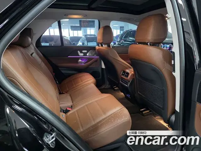 Mercedes-Benz GLE-Class 2025 — ფოტო 11/17