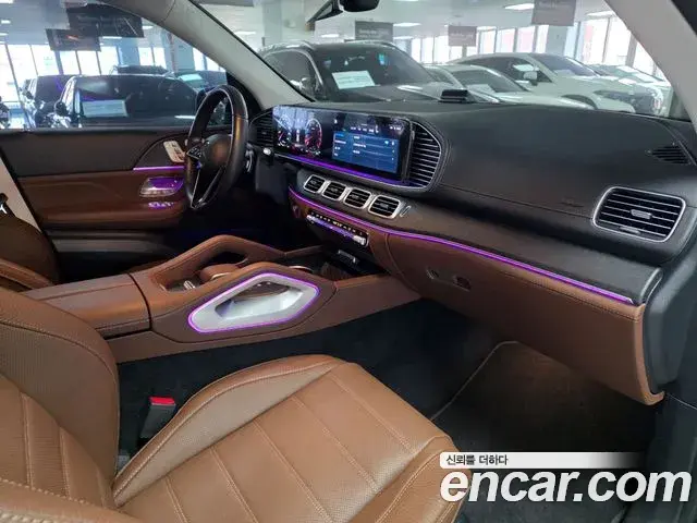 Mercedes-Benz GLE-Class 2025 — ფოტო 12/17