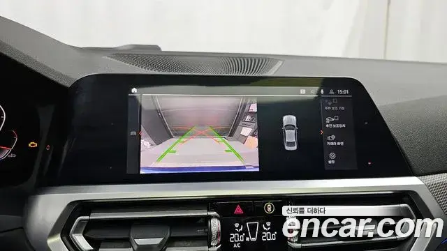 BMW 3 Series 2019 — Photo 15/20
