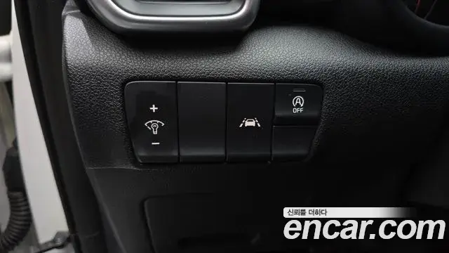 Kia Sportage The Bold 2019 — ფოტო 1/20